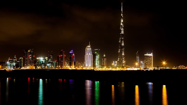 Why Vostok quotes a cost range for UAE company setup instead of one number
