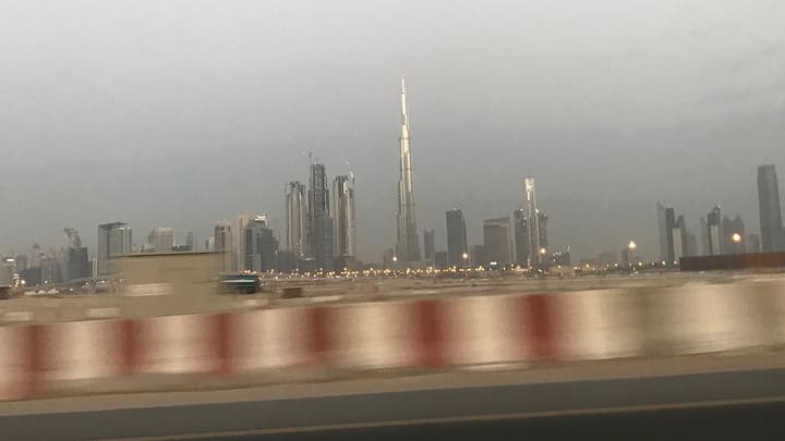 UAE setup costs shown in your own currency at live exchange rates