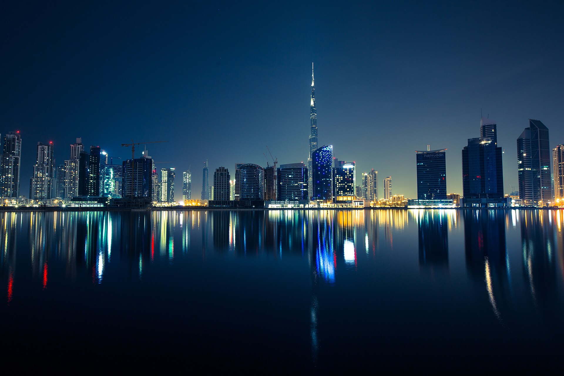 The number is not the number: what a UAE setup headline price really covers
